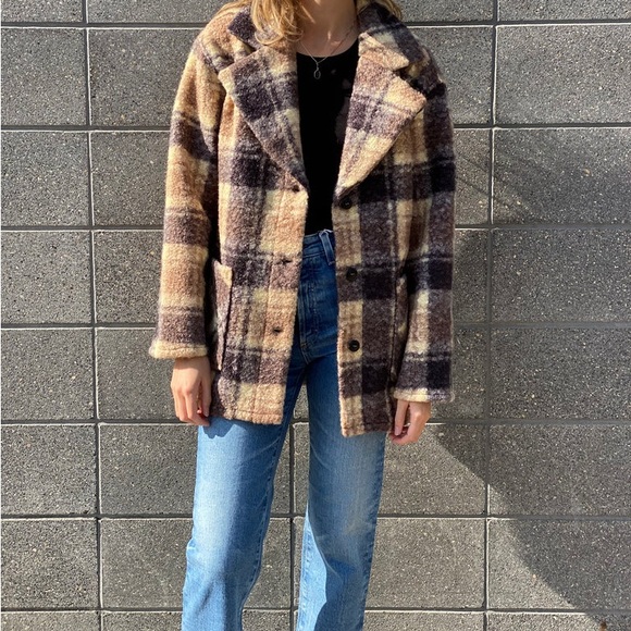 RD Style Toffee Alicia Boucle Coat Size Medium - Picture 1 of 13